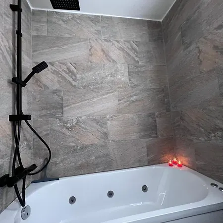 Appartamento Stylish Getaway - Renovated 1br With Pool & Tennis Benidorm