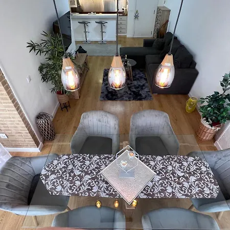 Apartment Stylish Getaway - Renovated 1br With Pool & Tennis
