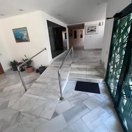 Apartment Stylish Getaway - Renovated 1br With Pool & Tennis *