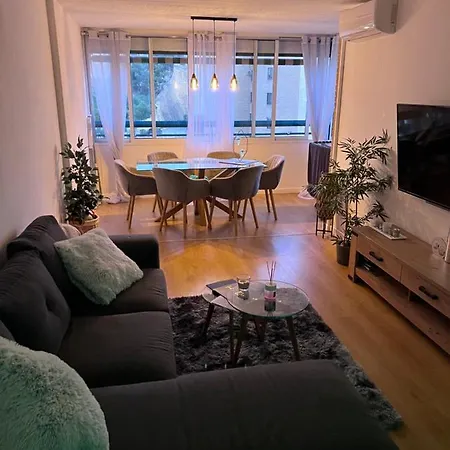 Apartment Stylish Getaway - Renovated 1br With Pool & Tennis Benidorm